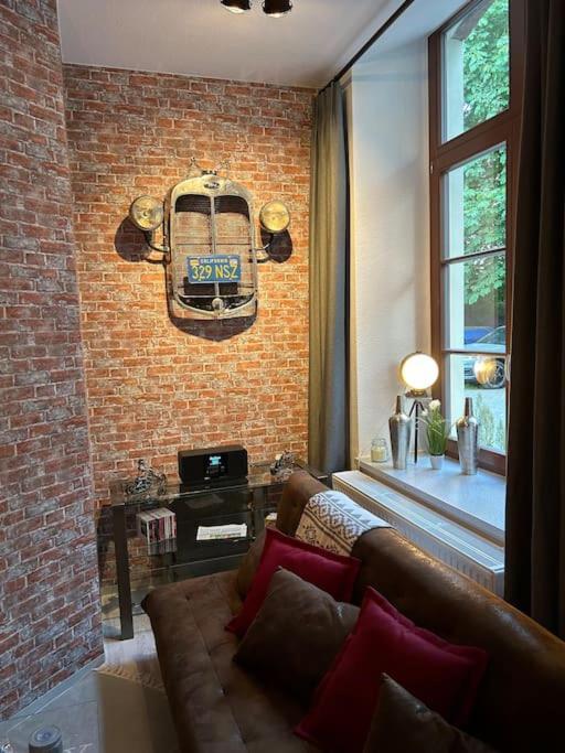 Ruhige Wohnung Im Fabrikstil In شيمنيتز المظهر الخارجي الصورة